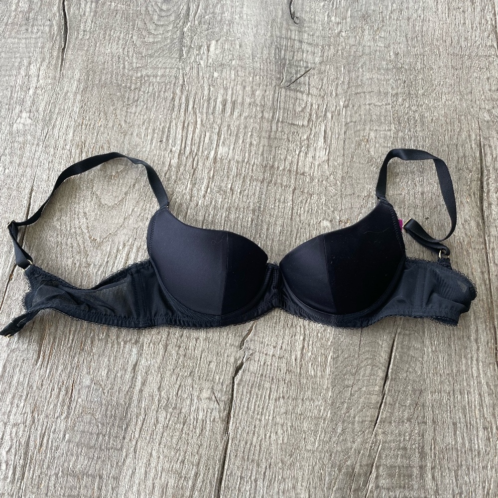 Agent Provocateur 32B